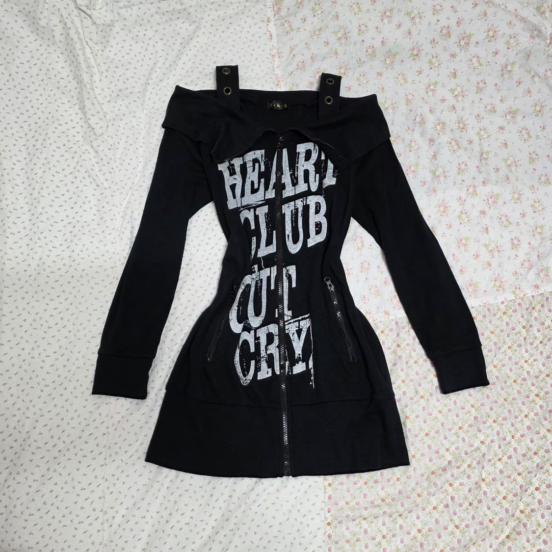 M.K.R 펑크 레터링 오프숄더 집업 원피스 mkr 상품이미지1