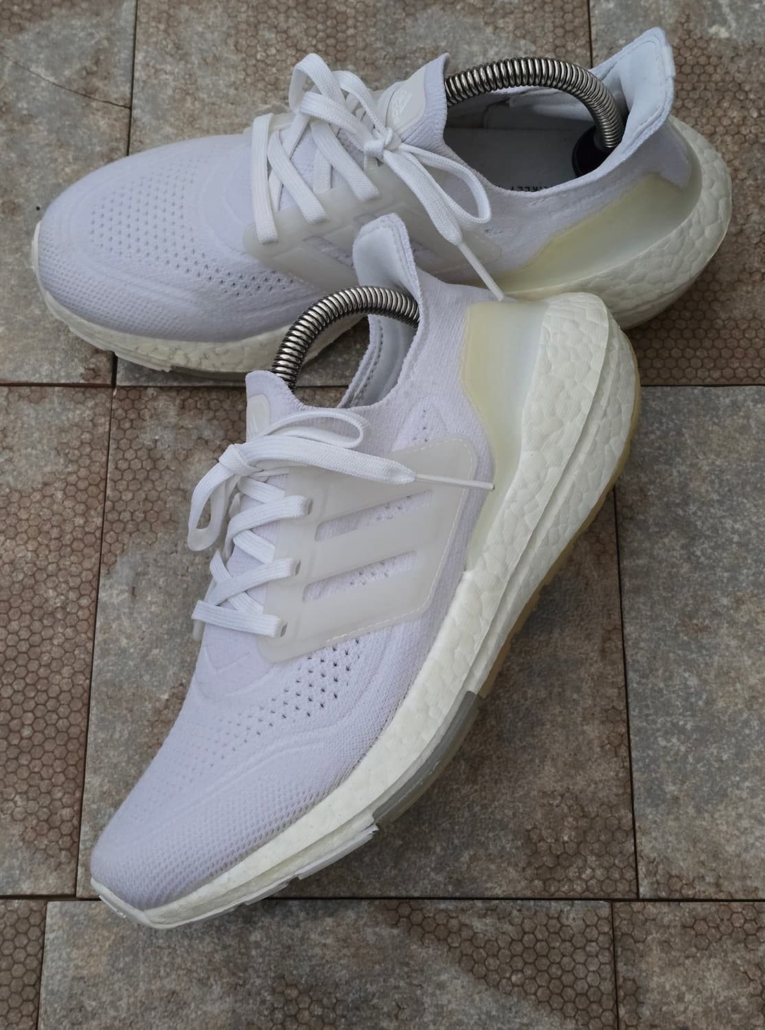 (230)아디다스 울트라부스트 21 트리플 화이트  상품이미지3