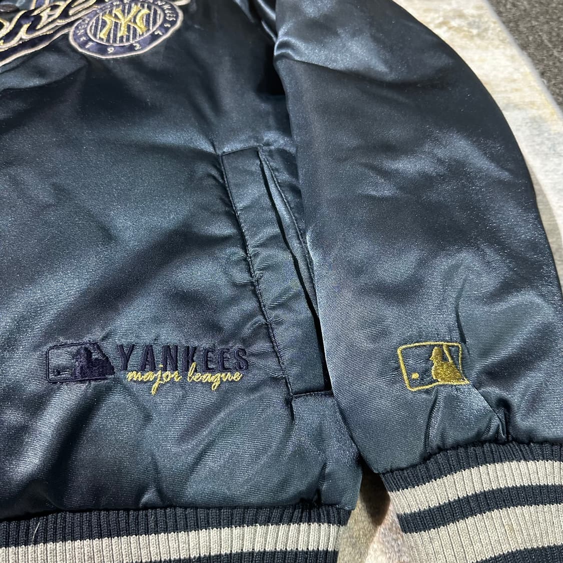 MLB 뉴욕 양키스 스타디움 재킷 상품이미지8
