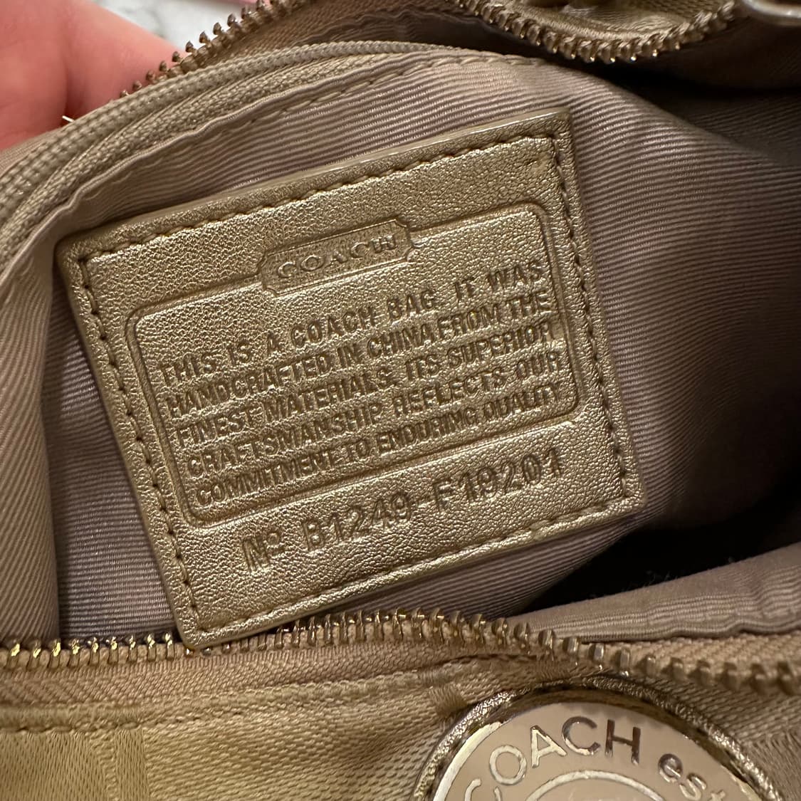 2000s coach monogram shoulder bag코치 숄더백 상품이미지5