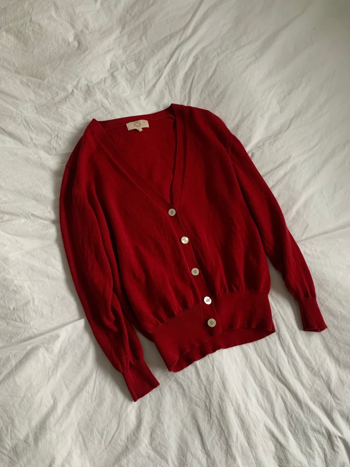 딥레드 버튼 가디건 상품이미지3