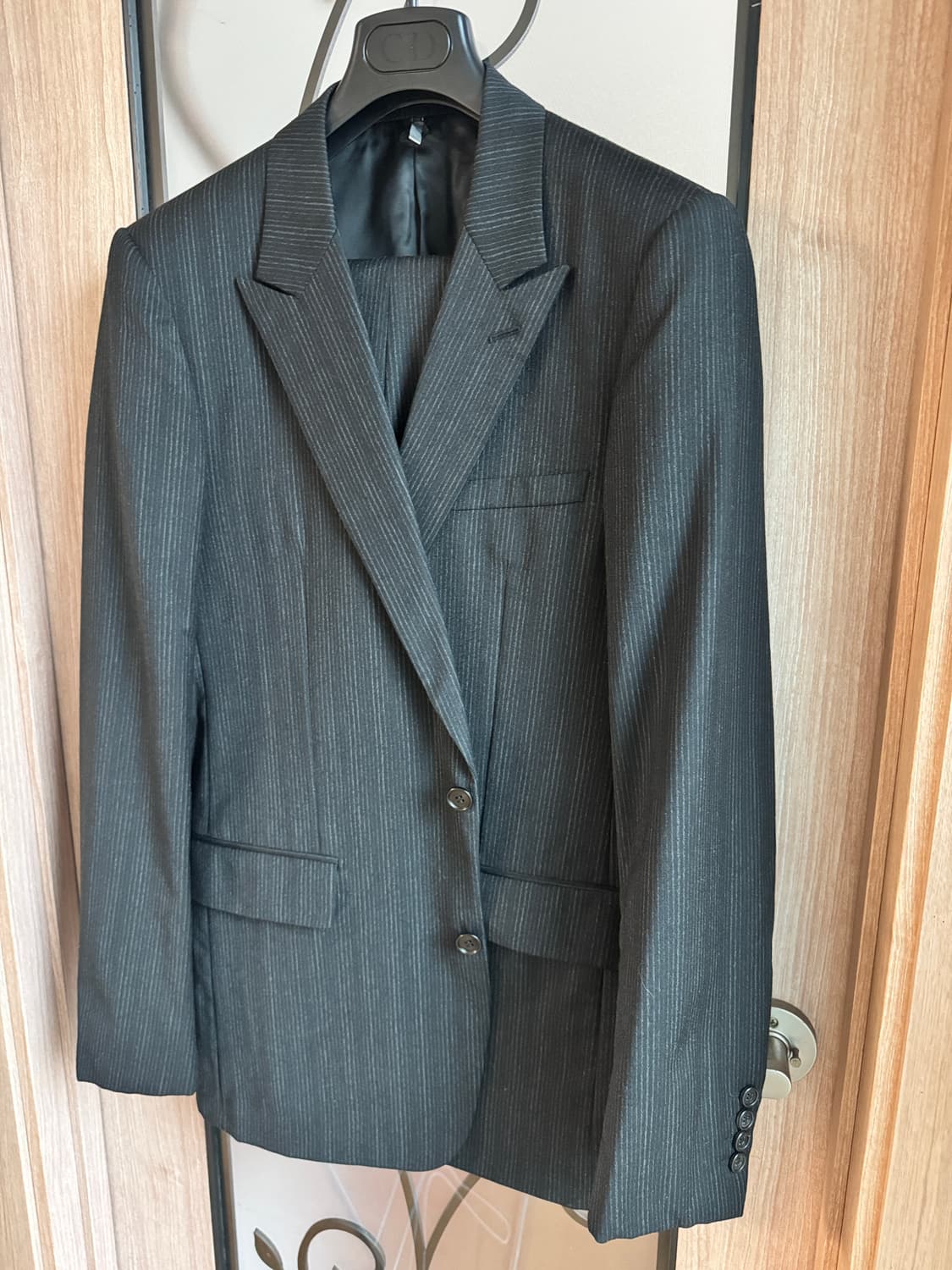 디올옴므 FW06컬렉션 스트라이프 수트 셋업 에디슬리먼 상품이미지3