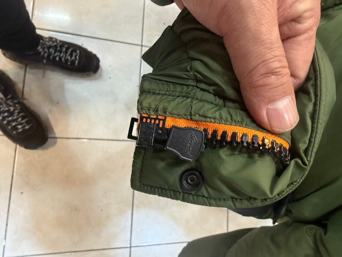 42/100 정품 MSGM 패딩 팝니다 상품이미지4