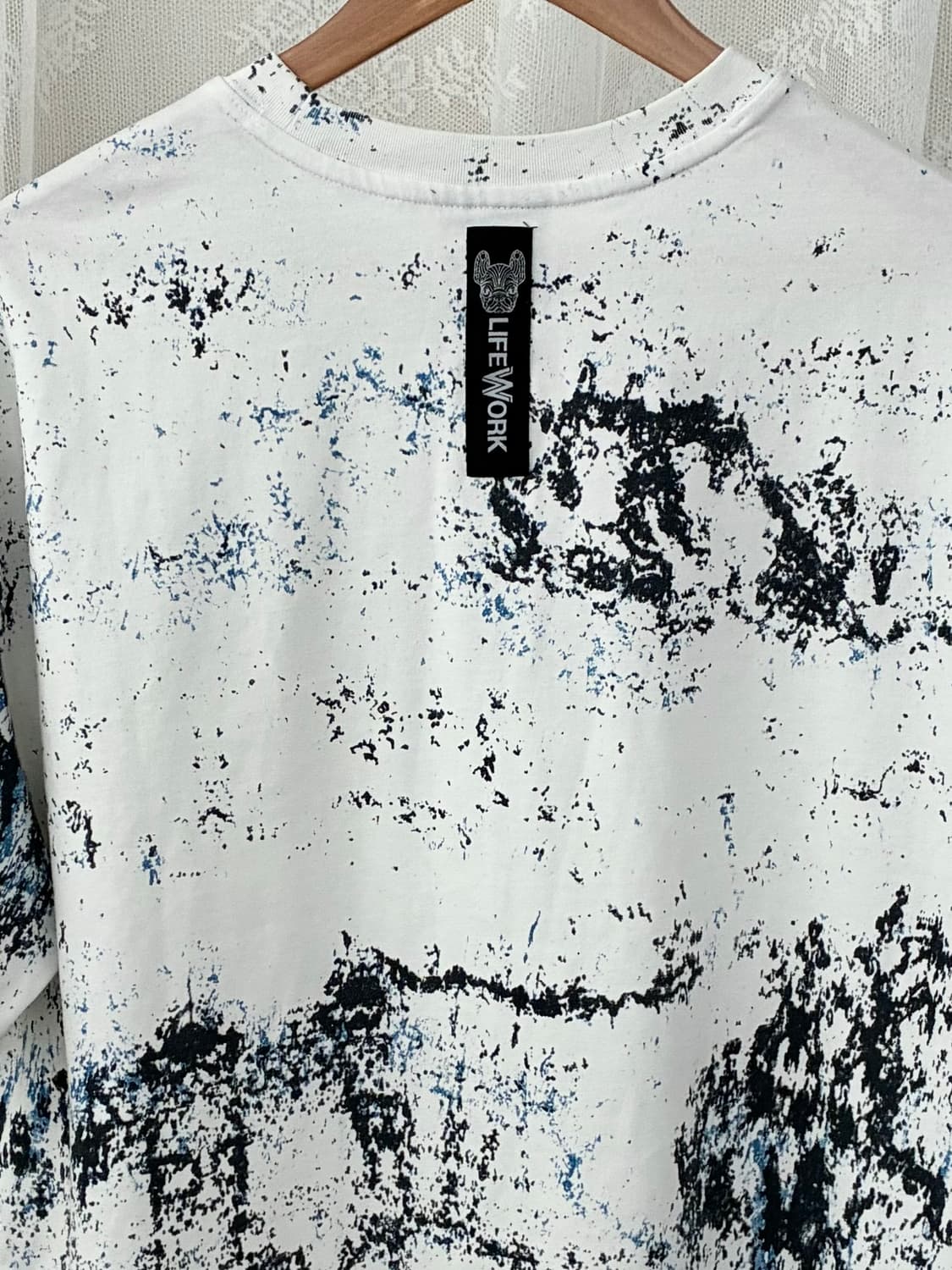 L) 라이프워크 스플래터 반팔 티셔츠 화이트 상품이미지4