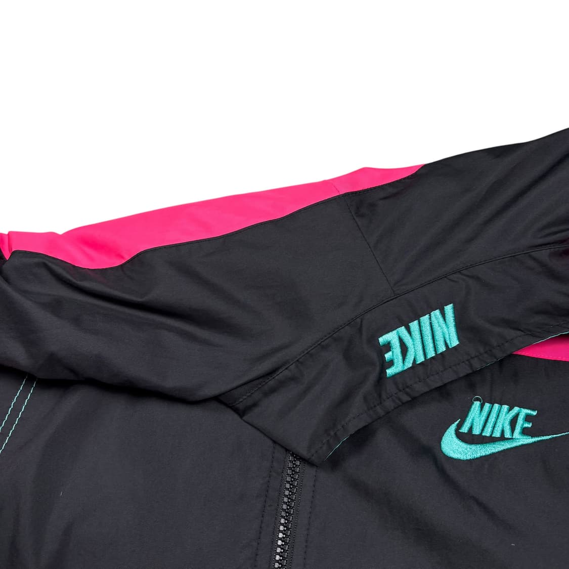 나이키X아트모스 해외판 바람막이 상품이미지3