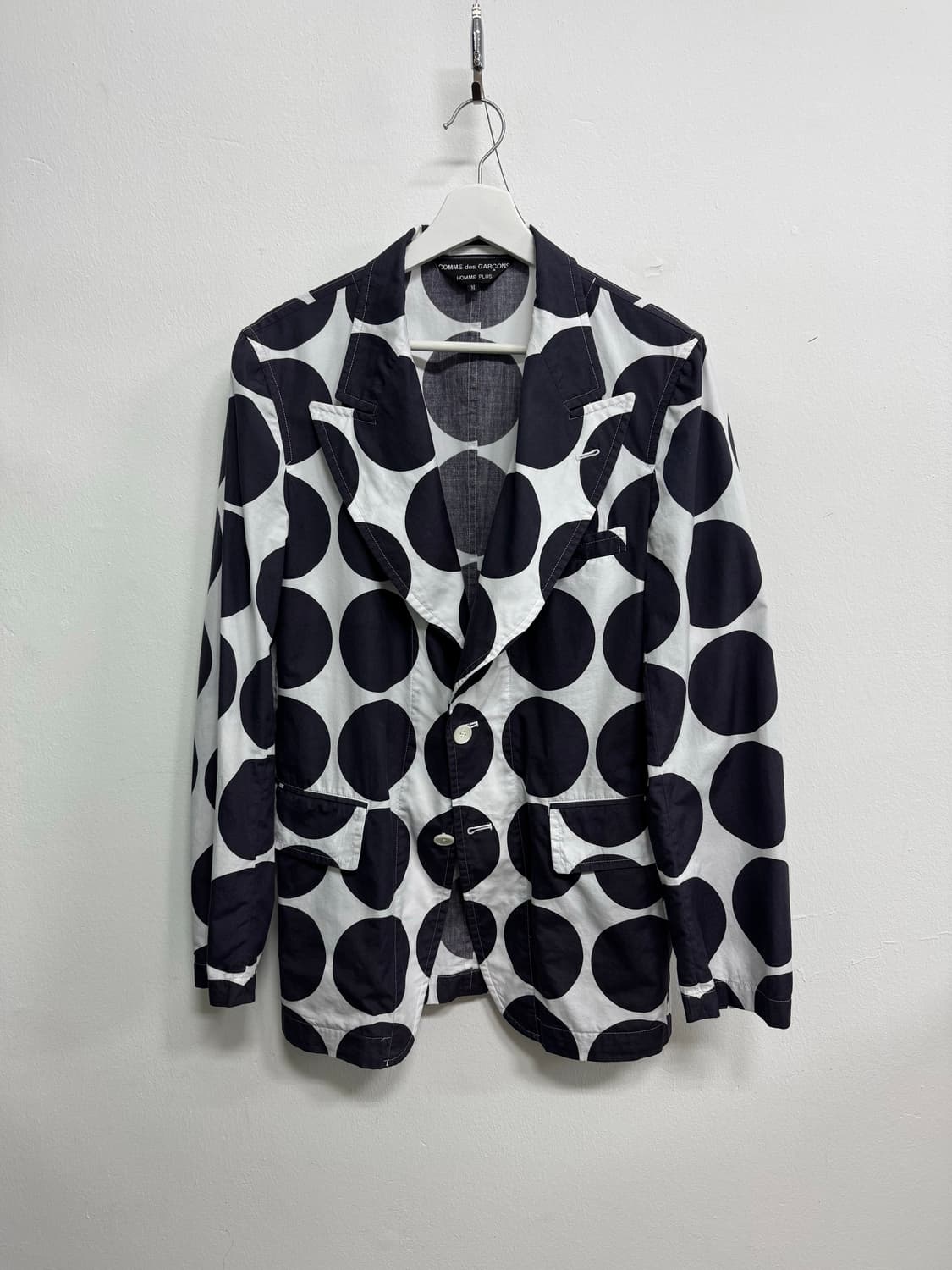 꼼데가르송 옴므플러스 01ss 투버튼 도트 자켓 M 상품이미지2