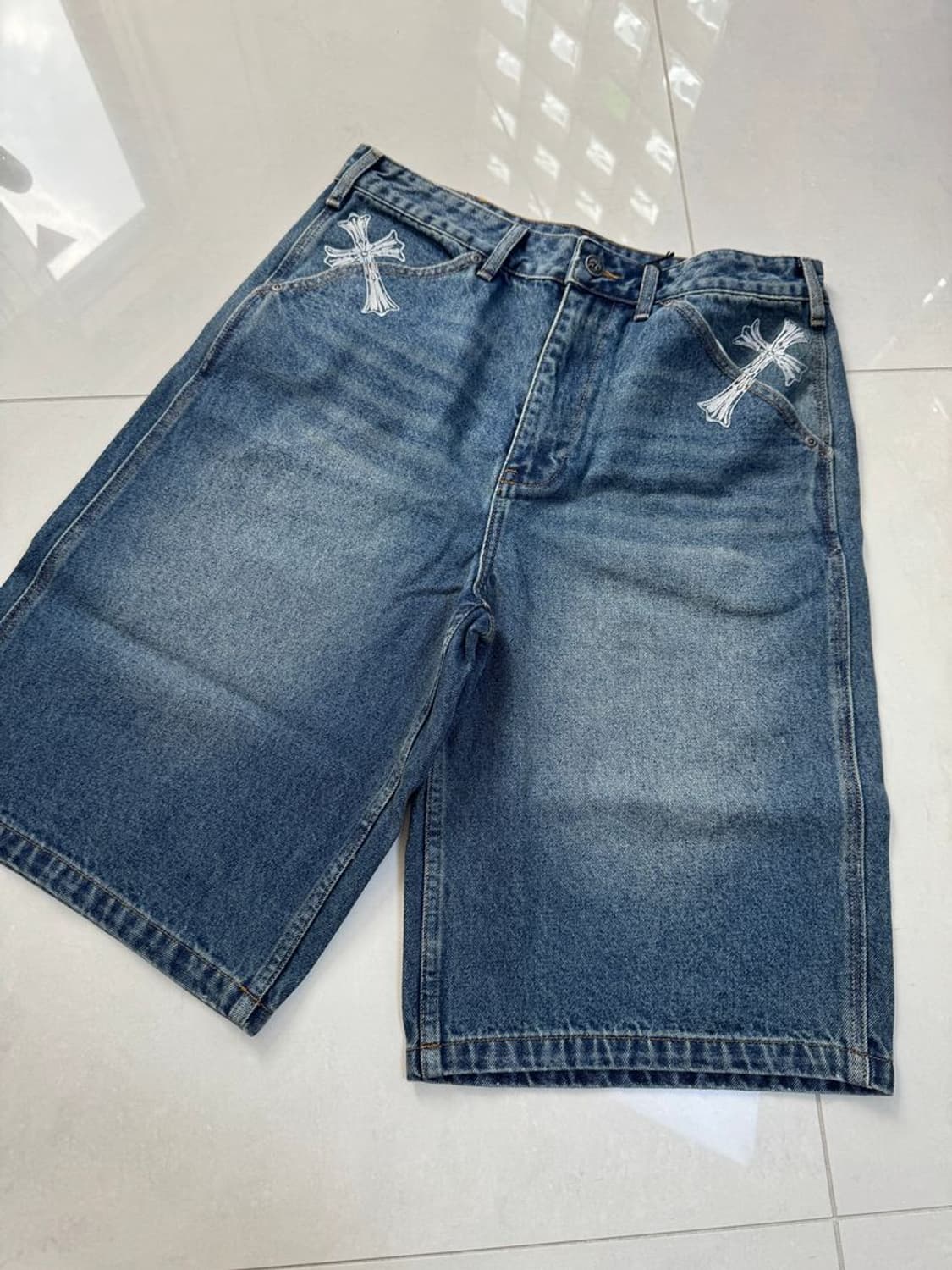 CROSS DENIM SHORTS 크로스 데님 반바지 상품이미지1