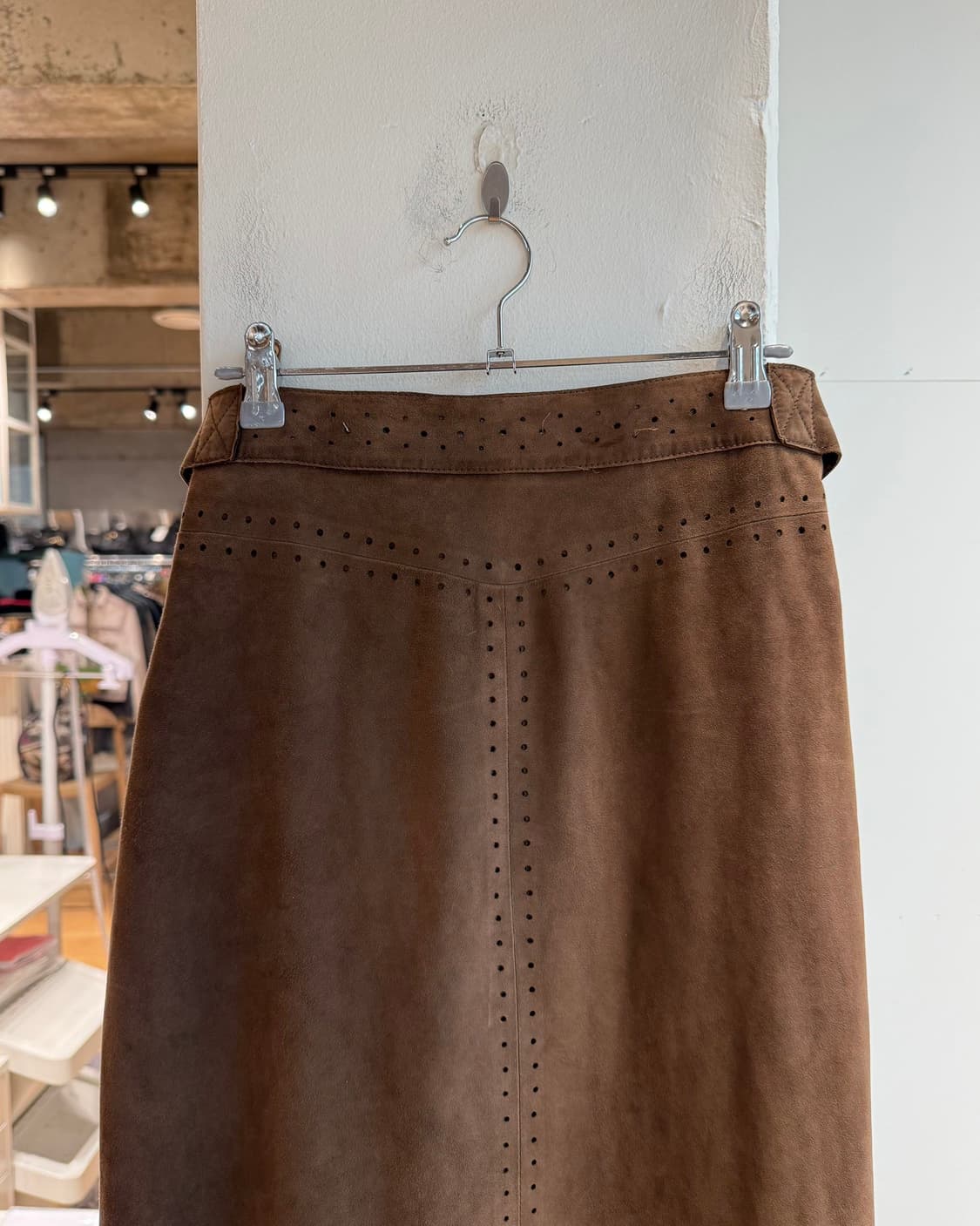 띠어리 브라운 고우트 스킨 벨티드 미디스커트 상품이미지6