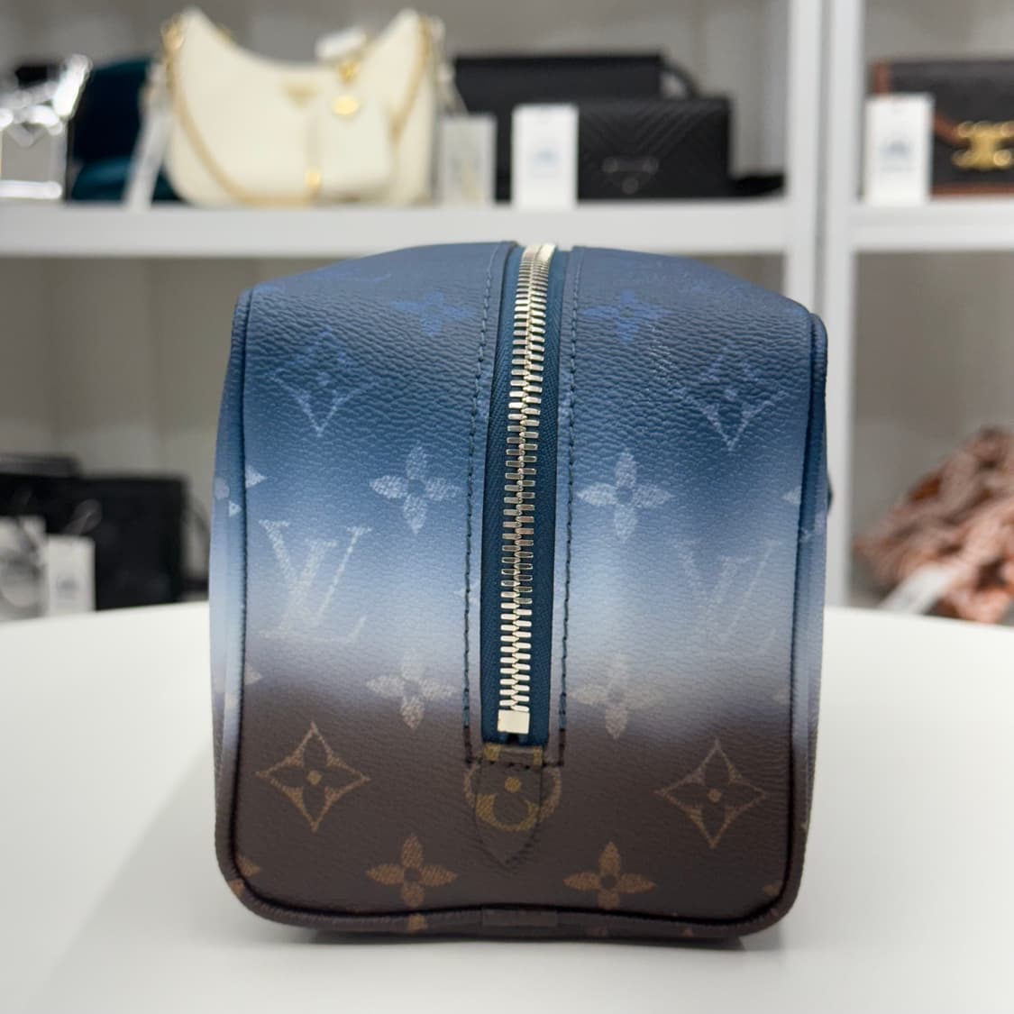 [OS] 루이비통 블루 피그먼트 락커 돕키트 상품이미지5