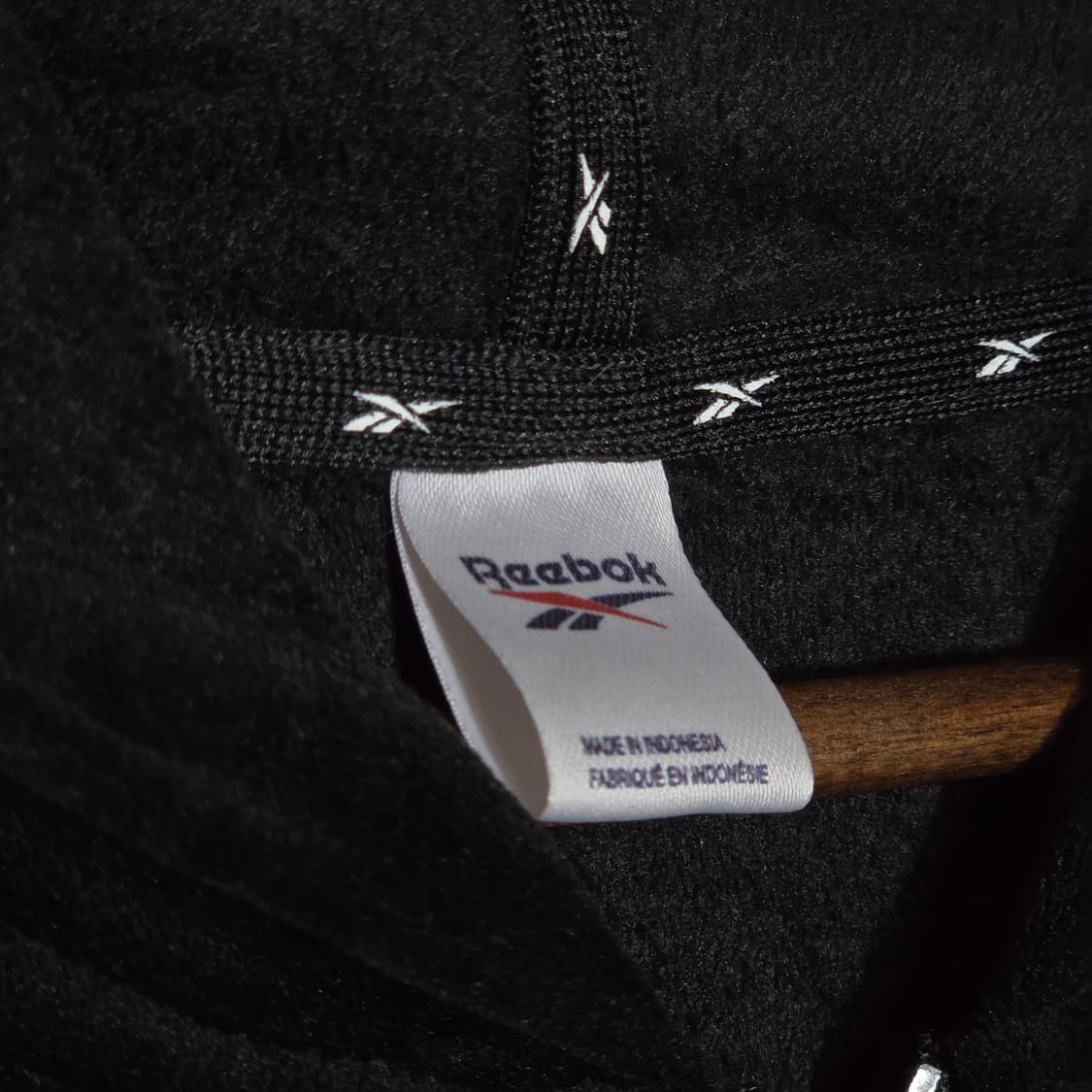 리복 실버 로고 블랙 벨벳 후드집업 상품이미지8