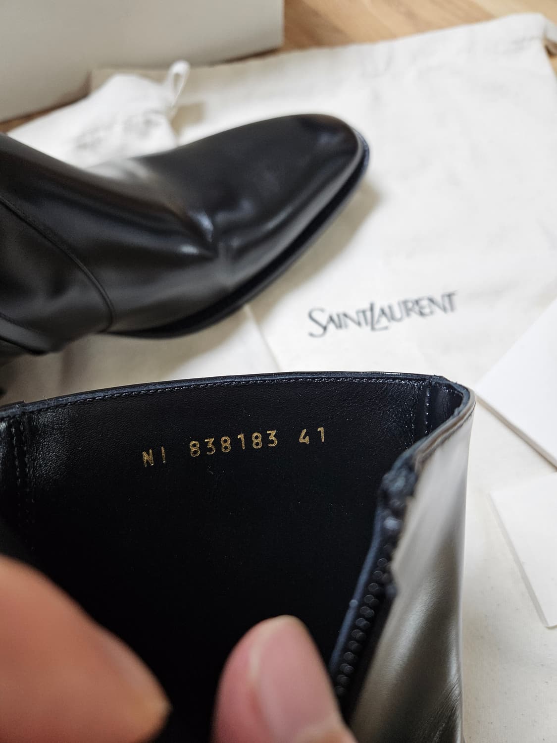 생로랑 로만 지퍼 앵클부츠 블랙 상품이미지7