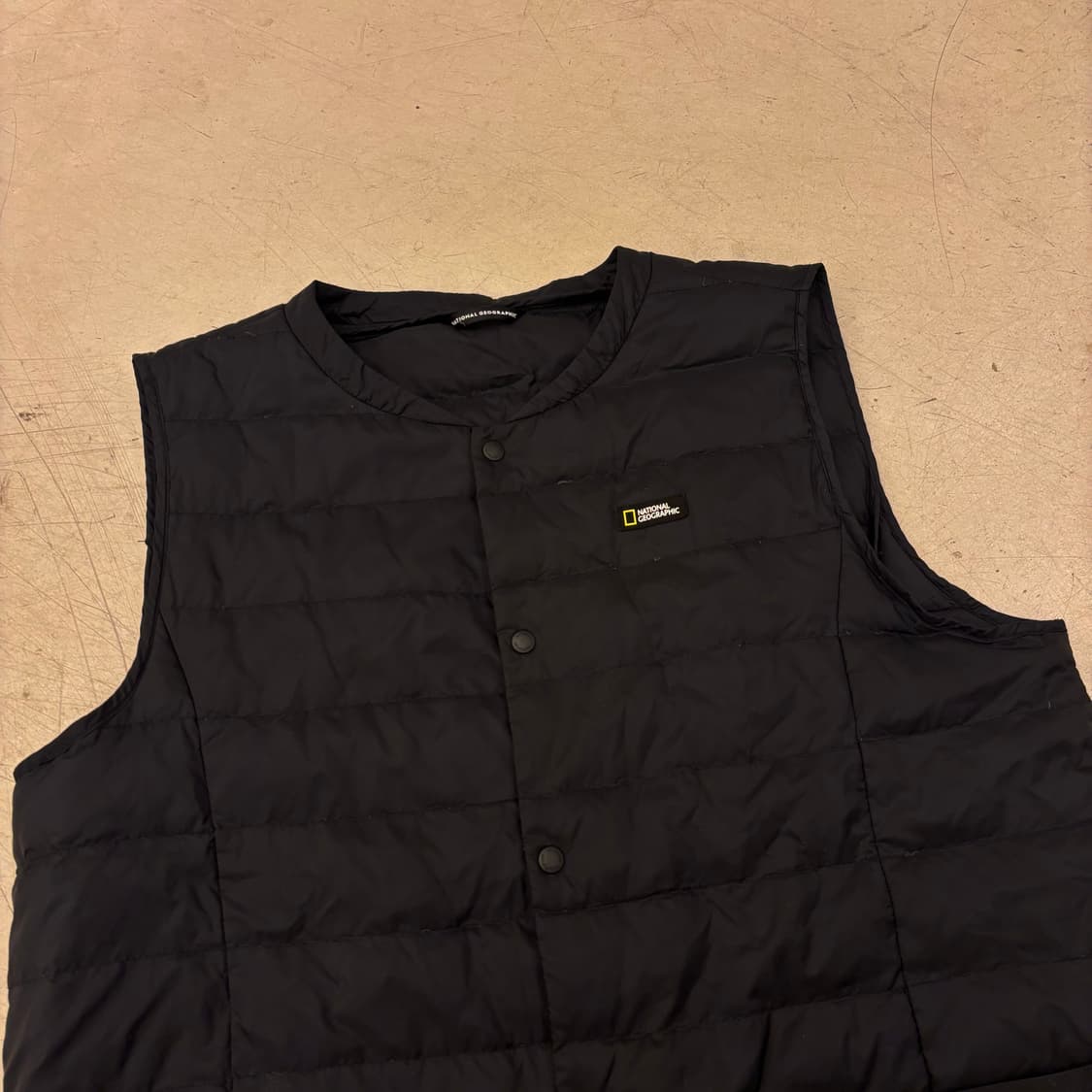 내셔널지오그래픽 블랙 경량 패딩 조끼 상품이미지2