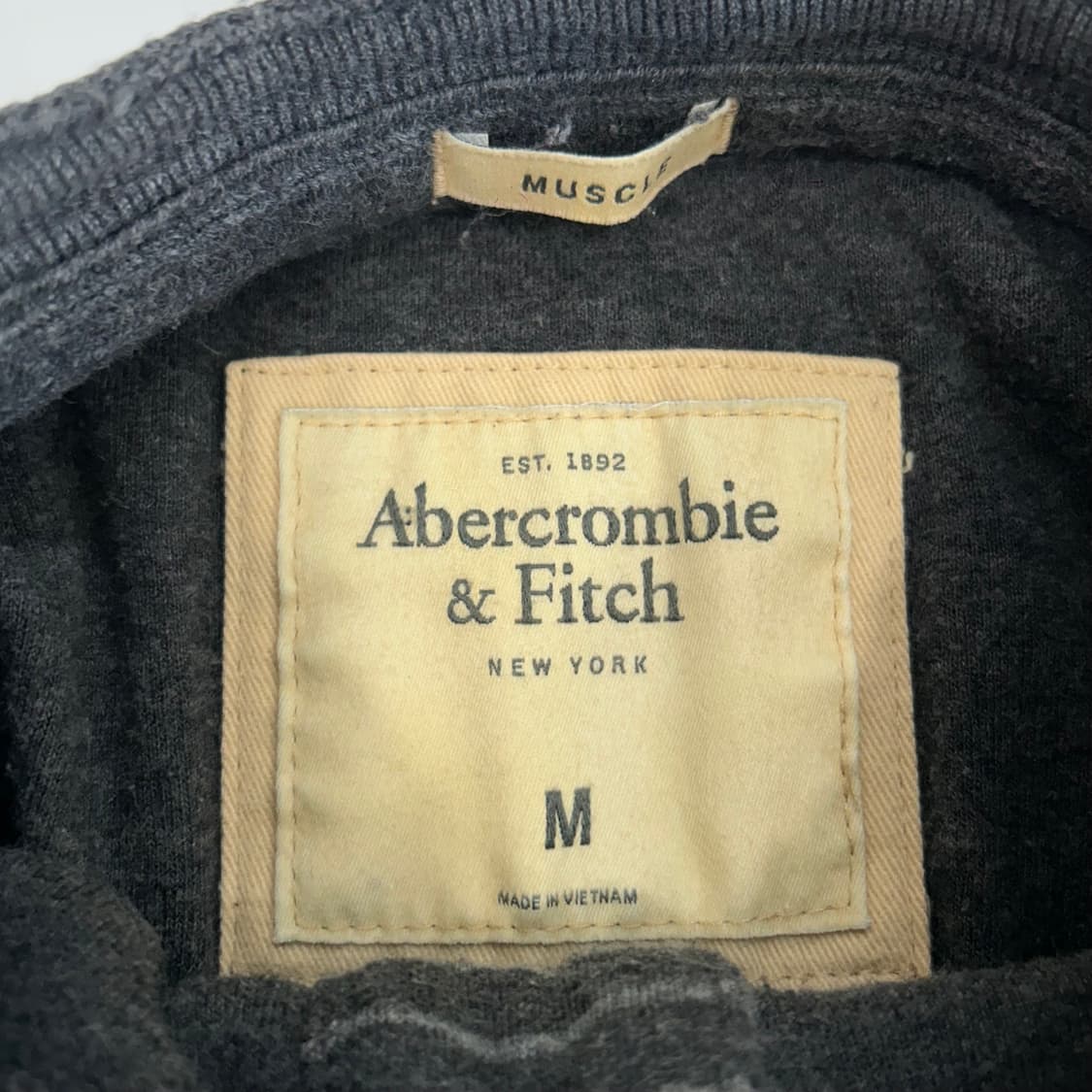 Abrcrombie 아베크롬비 그레이 스트라이프 헨리넥 롱슬리브 상품이미지5