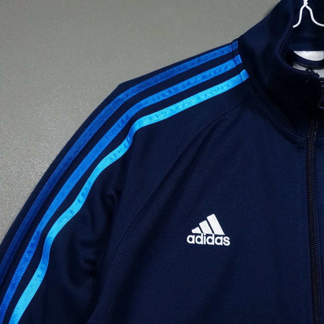 L) 아디다스 대장급 희귀 첼시 삼선 그라데이션 트랙탑 져지 자켓 100 상품이미지4