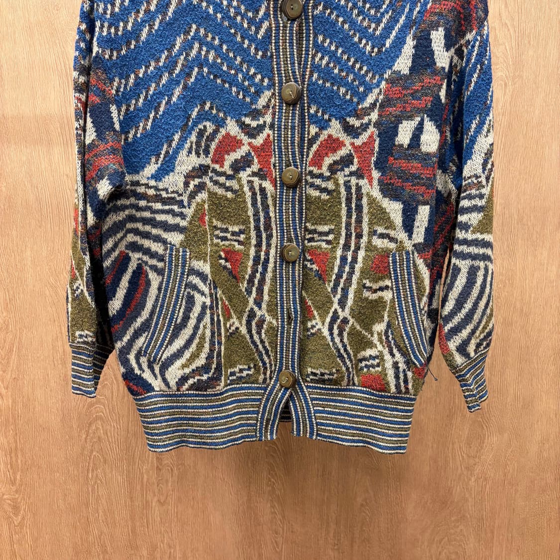 미쏘니 스포츠 니트 자켓 에스닉 패턴 패치 포켓 아티스틱 디테일 블루 상품이미지5