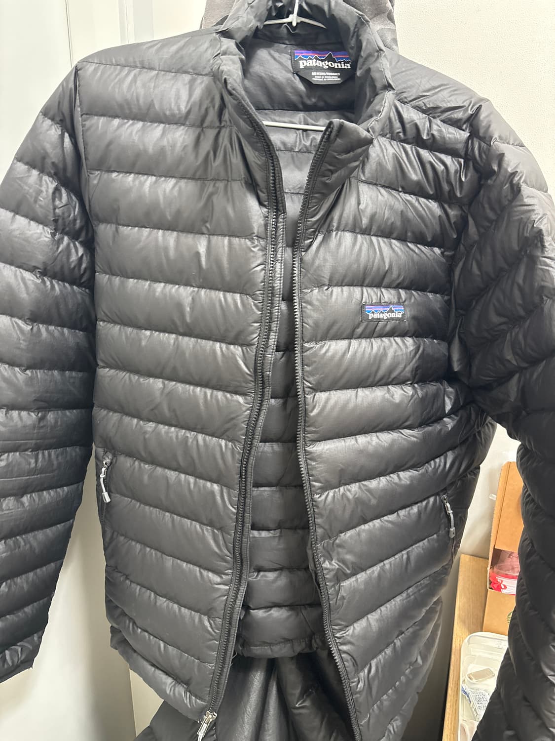 파타고니아 다운 스웨터 경량패딩 상품이미지1