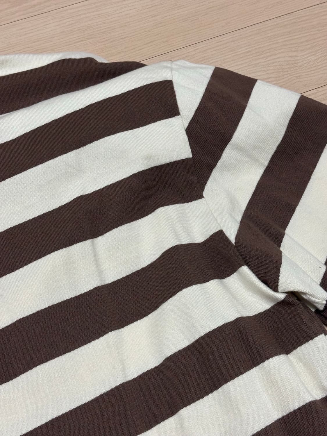 더콜디스모먼트 줄무늬 슬리브 팝니다  상품이미지5