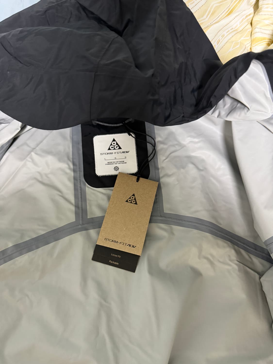 나이키 acg 모르포 스톰핏 레인자켓 L사이즈 새상품 판매 상품이미지4