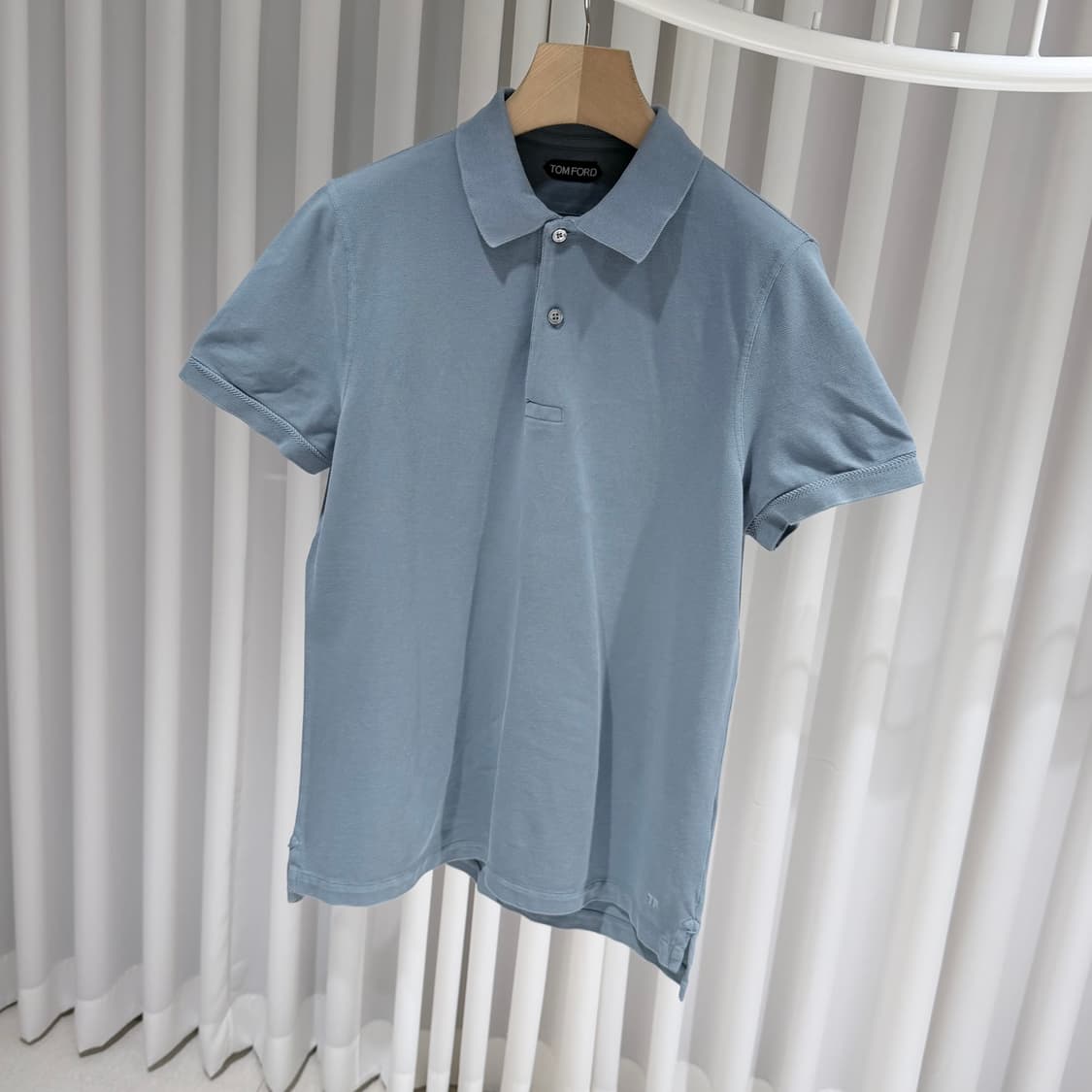 (A+/50) / 톰포드 로고 폴로 반팔 티셔츠 라이트 블루 상품이미지2
