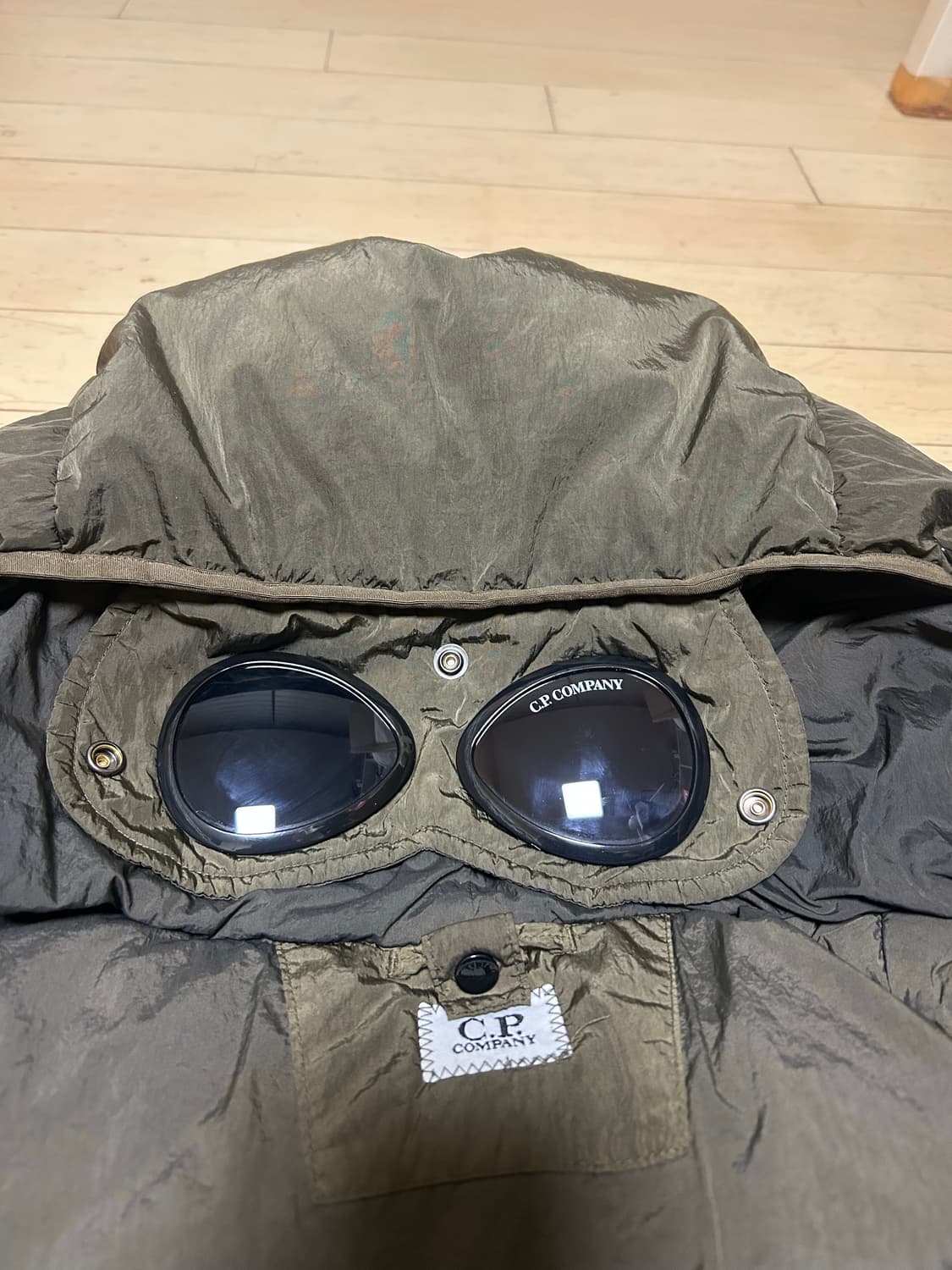 24FW cp컴퍼니 에코 크롬-r 고글패딩 상품이미지6