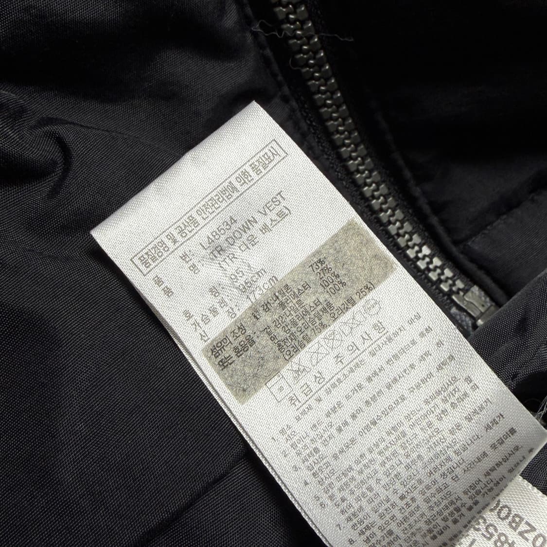 ✨ (바배) 아디다스 블랙 조끼 패딩 상품이미지4