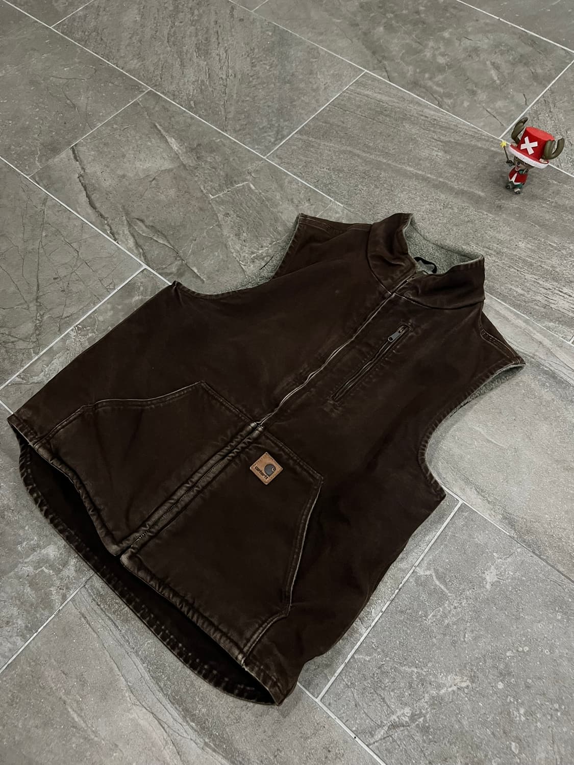 (M)칼하트 셰르파 넥 조끼베스트 V33 DKB 다크브라운 상품이미지6