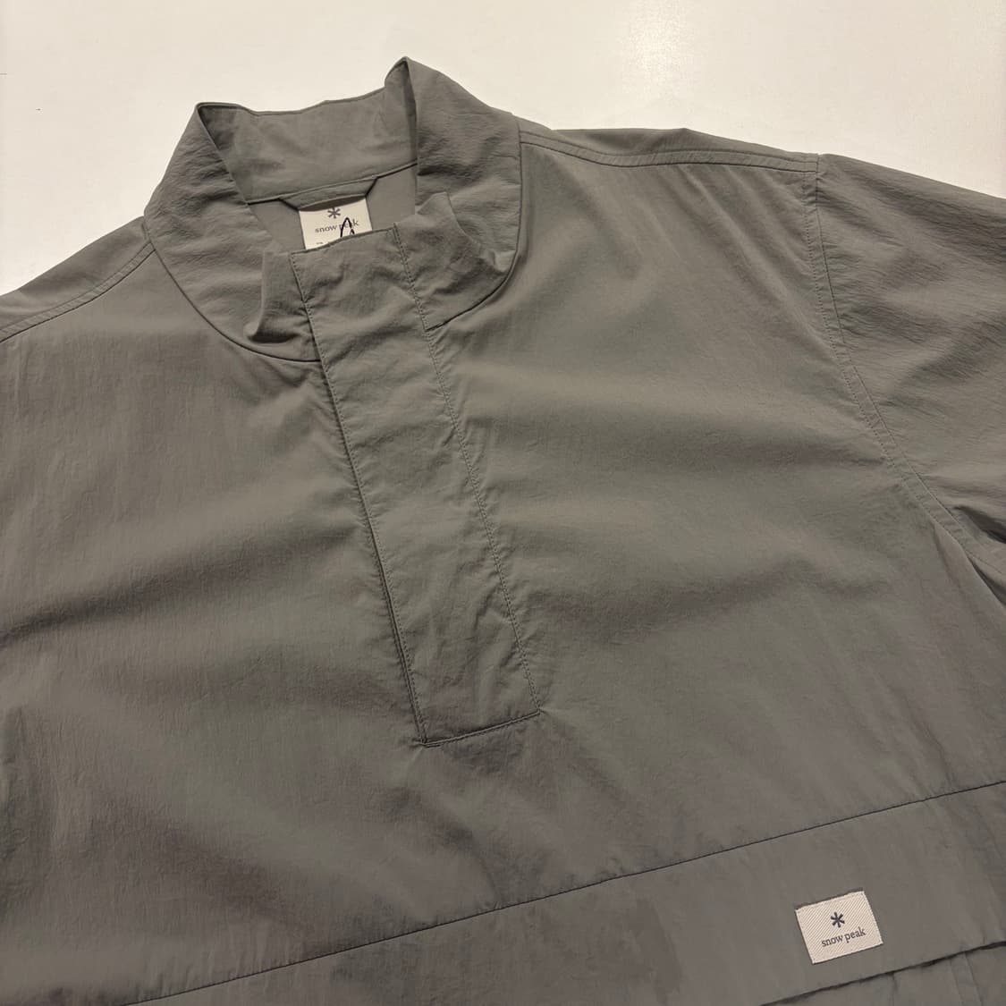 [100] 스노우피크 나일론 아노락 반팔 티셔츠 카키 C916 상품이미지3