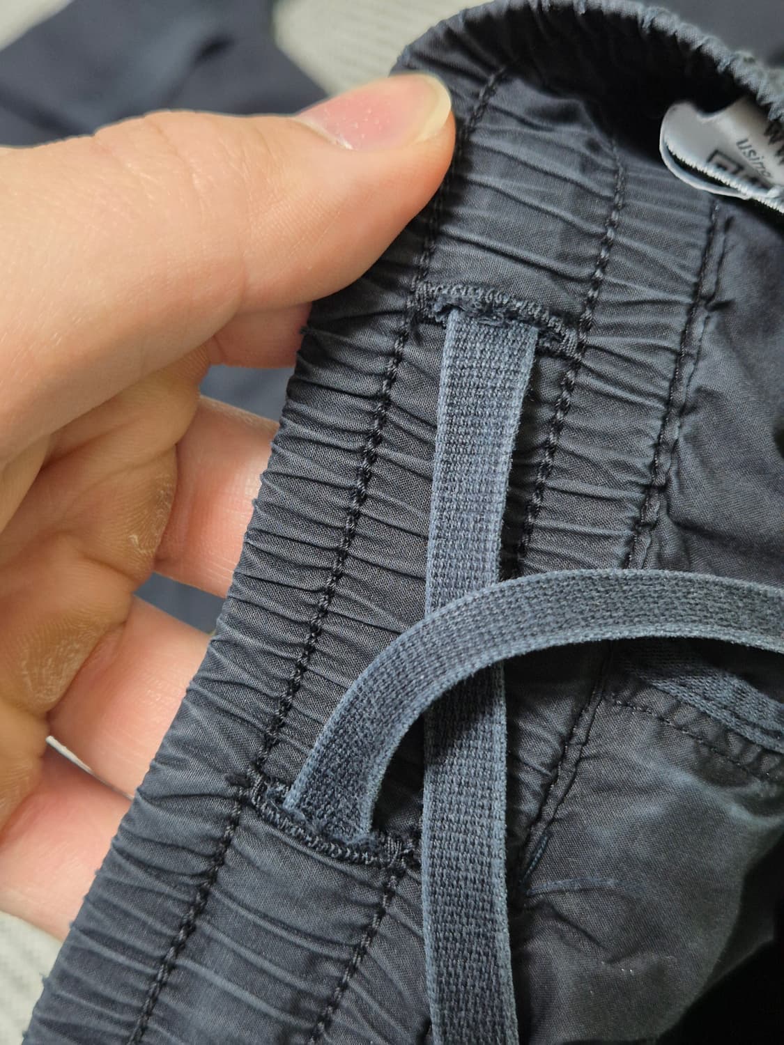 정품 스톤아일랜드 카고조거팬츠 30 블랙 상품이미지3