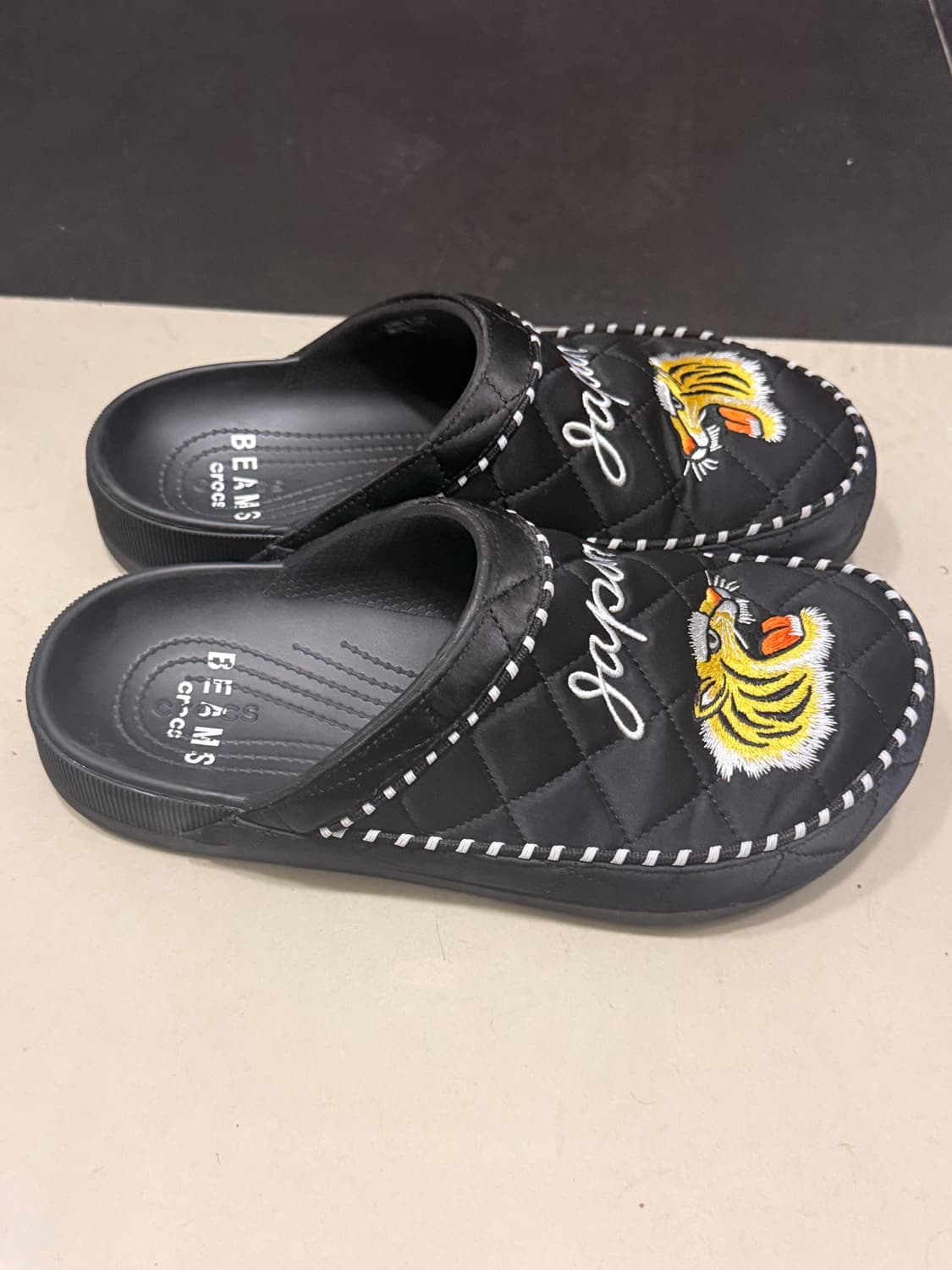 크록스 빔즈 딜런 클로그 270 상품이미지5