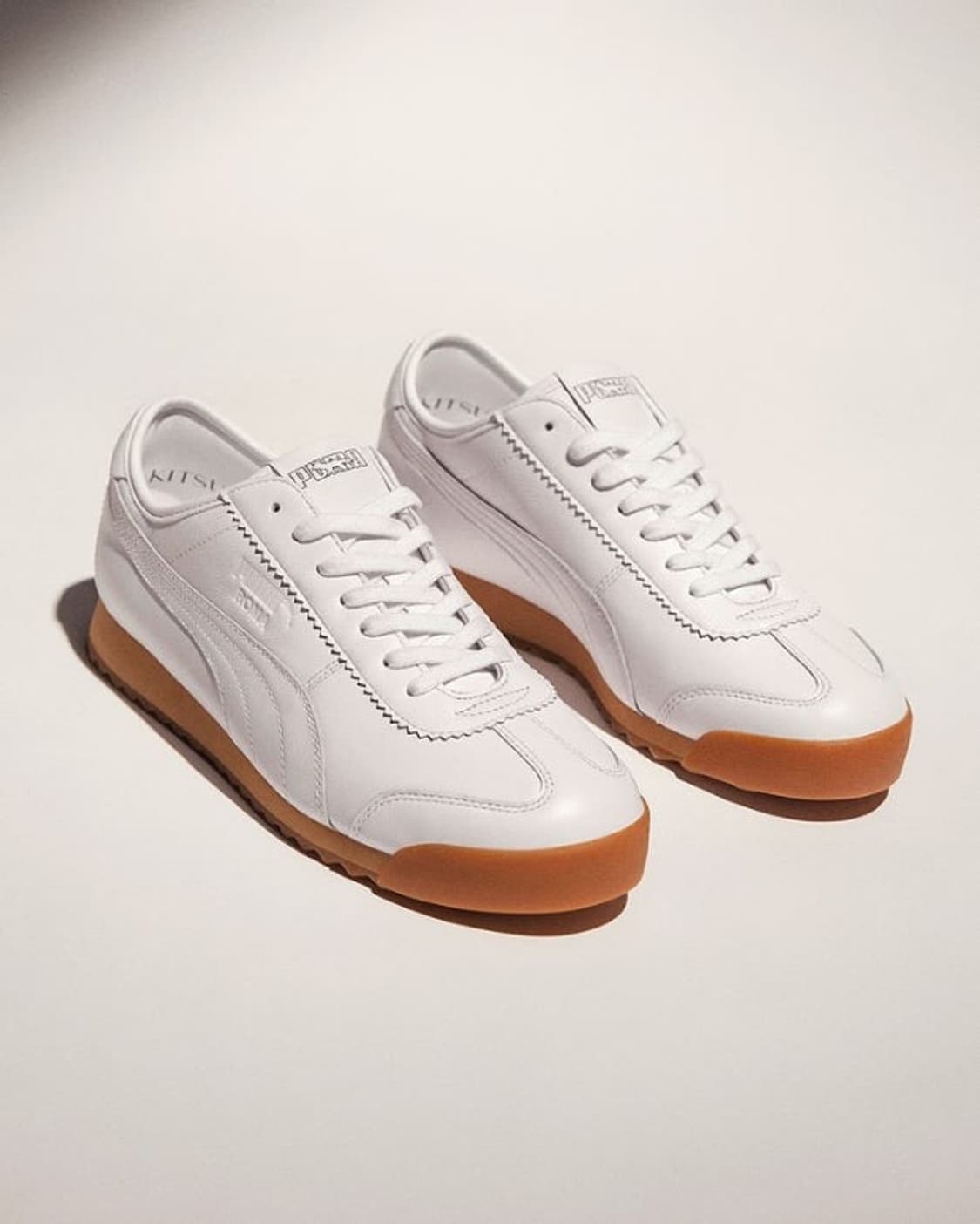 푸마 메종키츠네 로마 화이트 스니커즈 225 상품이미지1