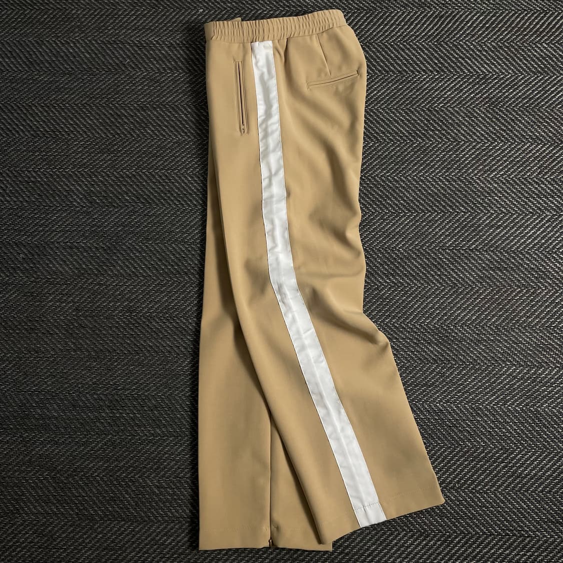 앤더슨벨 와이드핏 트랙 슬랙스o 3810 상품이미지1