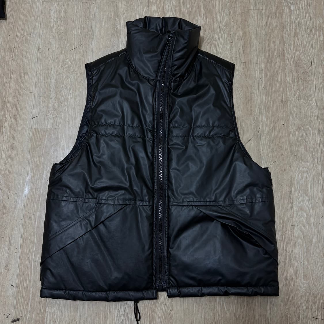 베르사체 이태리 안감누빔 하이넥 패딩조끼 베스트 FREE 상품이미지1