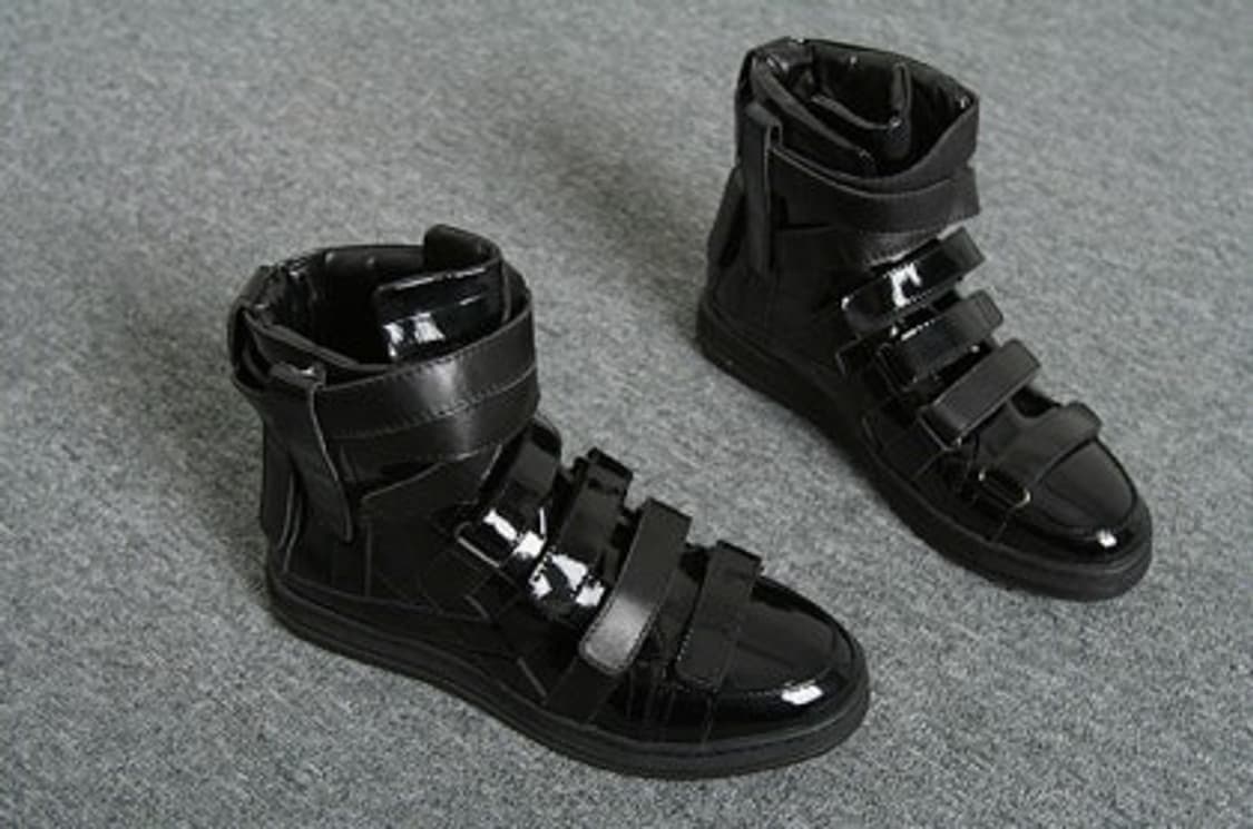 디올 벨크로 하이탑 42사이즈 구해요 상품이미지1