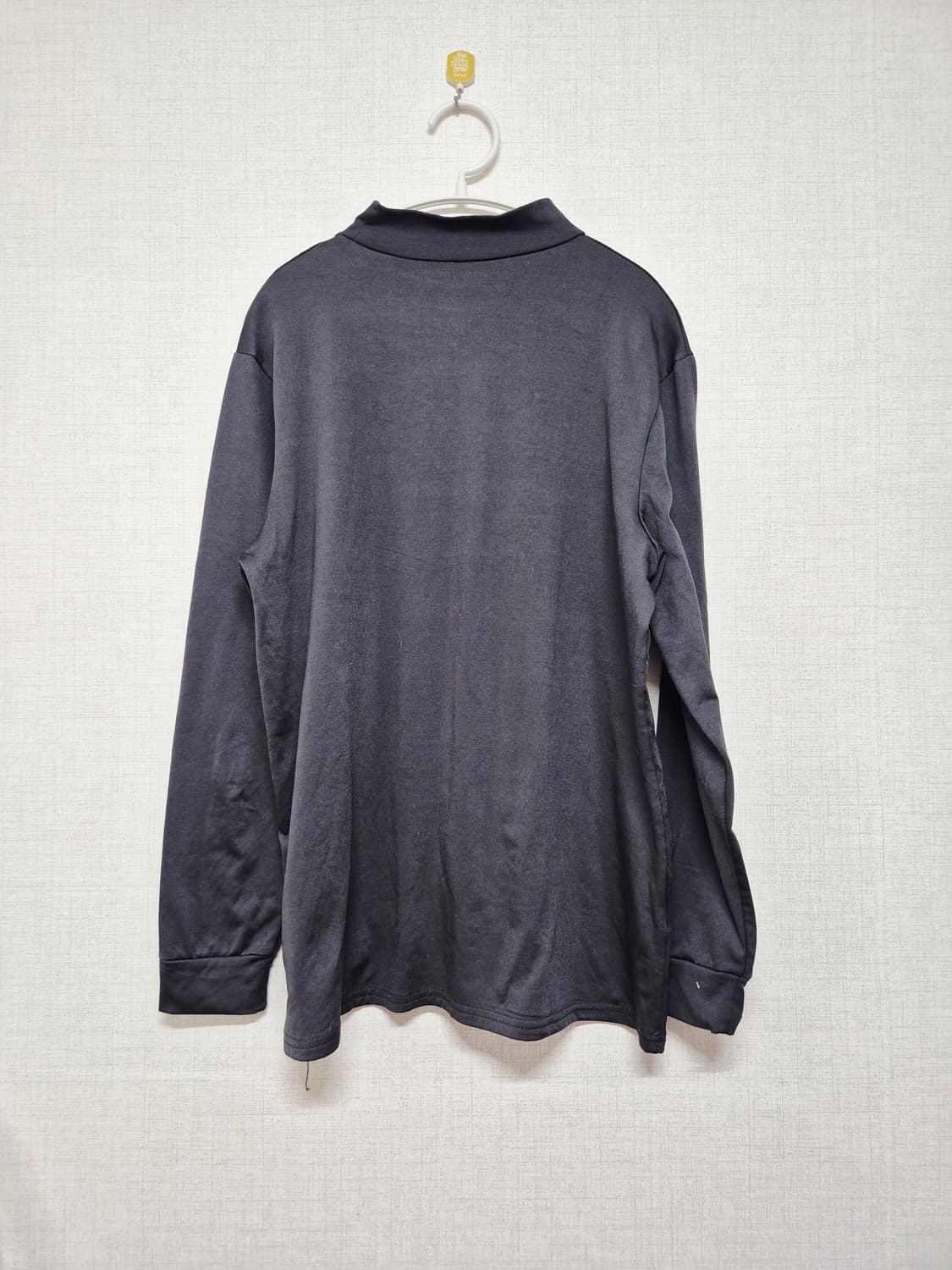 검정색 목폴라 긴팔 티셔츠 상품이미지2