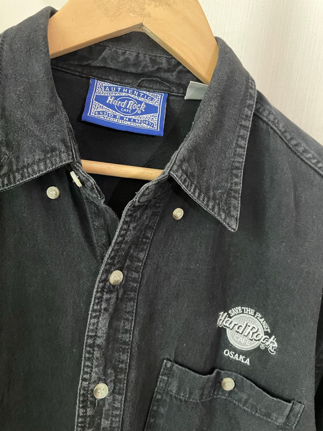 하드락카페 오사카 자수 블랙 셔츠 / 빈티지 워싱 셔츠 상품이미지2