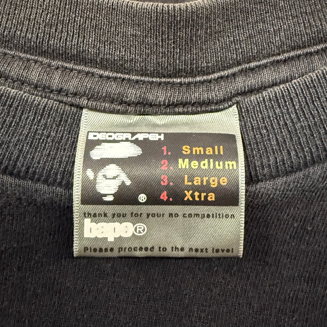 베이프 블랙 딸기우유 핑크 스타 반팔 티셔츠 상품이미지4