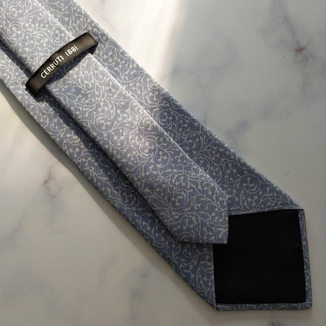 세루티 실크 하늘색 패턴 넥타이 8cm A+등급 K1326
 상품이미지8