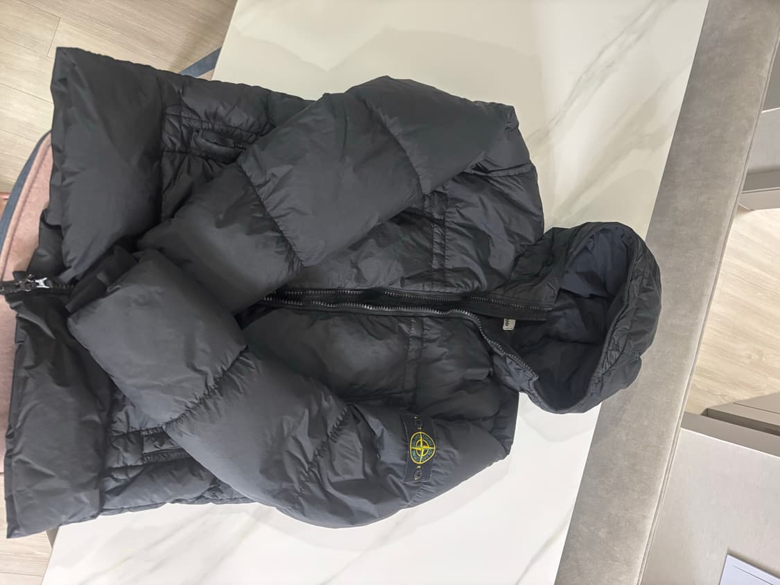 20fw 스톤 크링클랩스 패딩 팝니다 L 상품이미지3