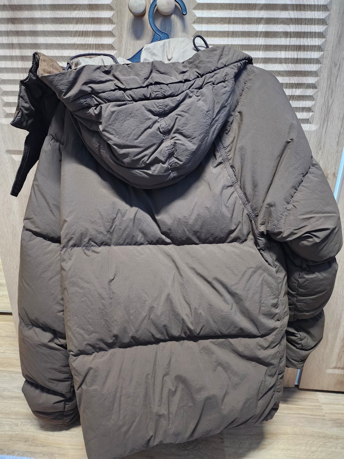 텐씨 아틱 파카 48사이즈 팔아요 상품이미지3