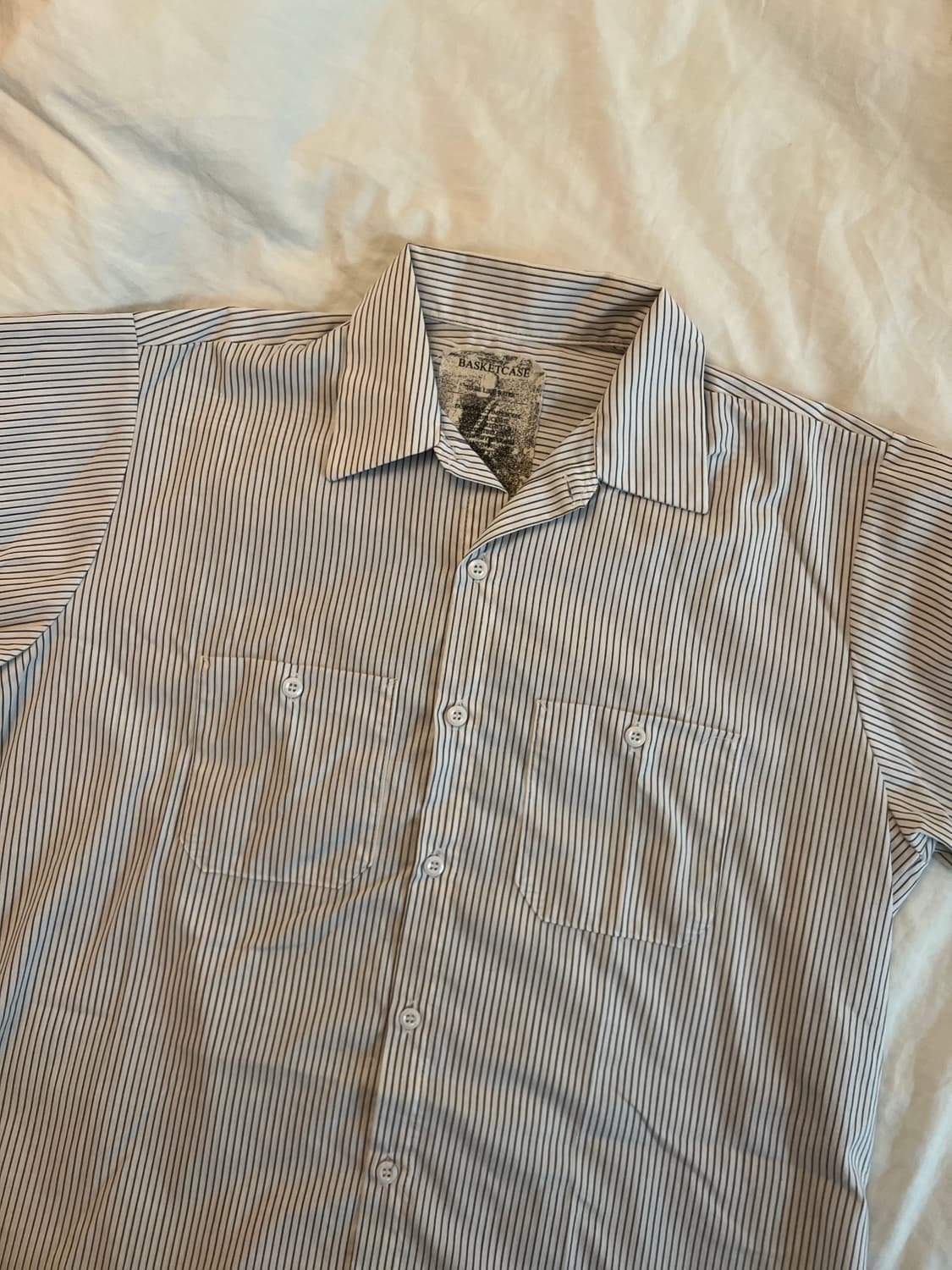 BASKETCASE 프린팅 백로고 크롭 반팔 셔츠 M 상품이미지4