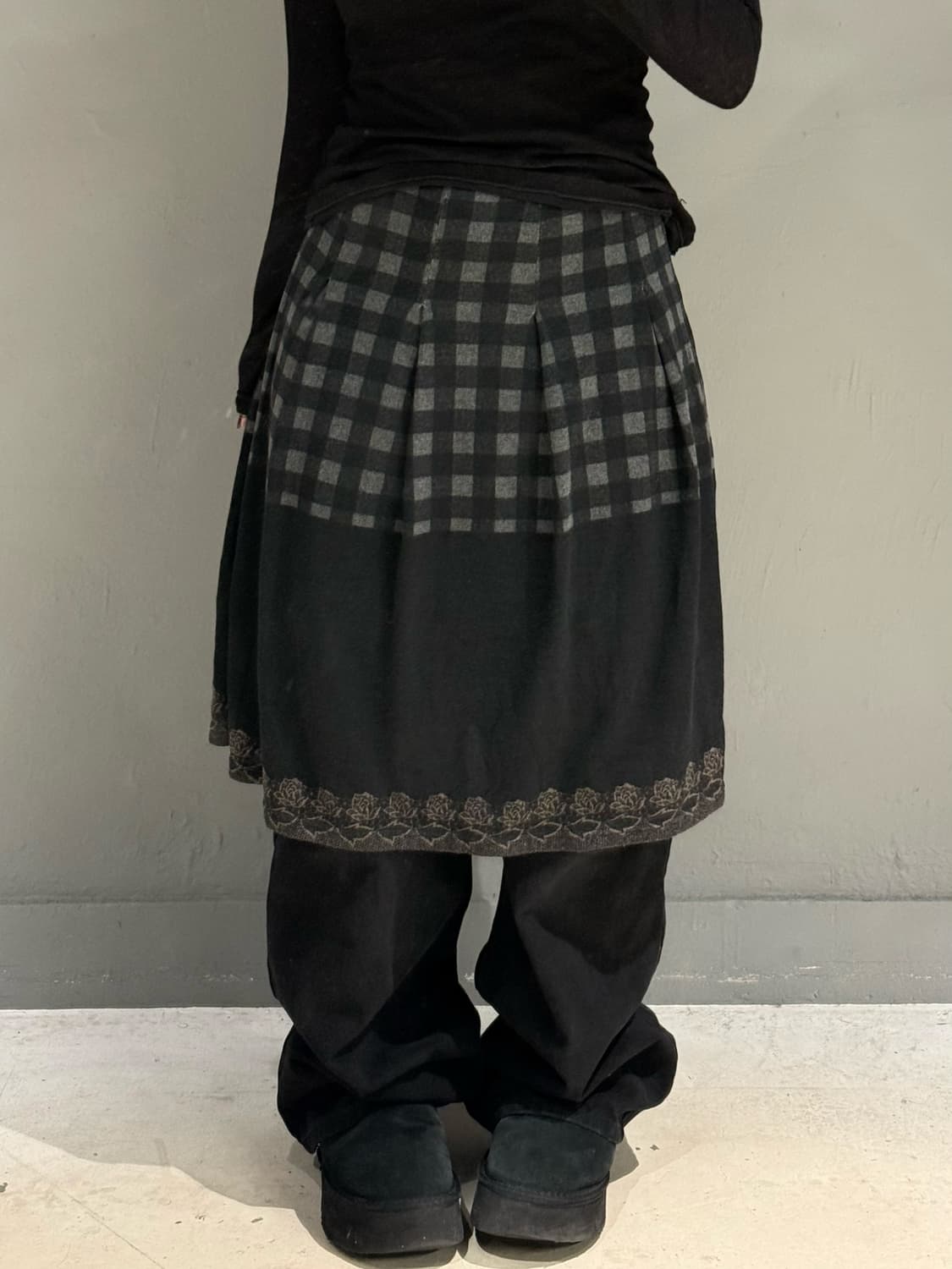 check pattern flower point pleats skirt 상품이미지1