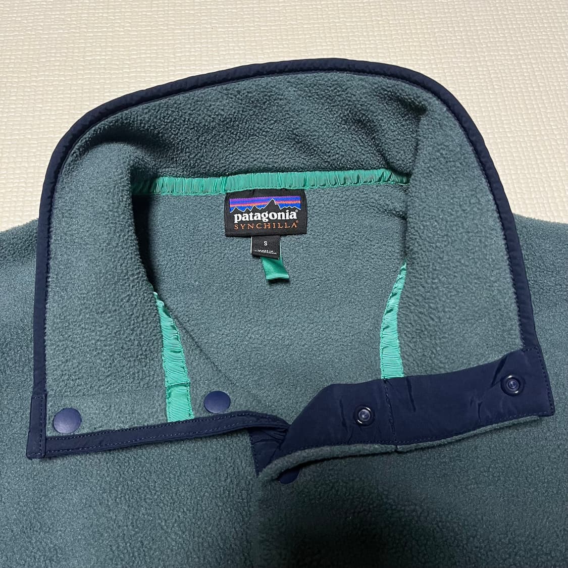 파타고니아 신칠라 다크 그린 상품이미지3