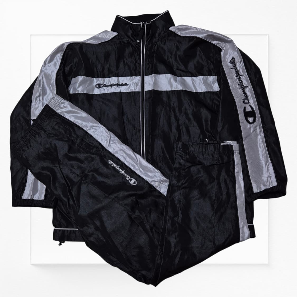 [우주매물🔥] 챔피온 90s 나일론 실키 셋업 상품이미지1