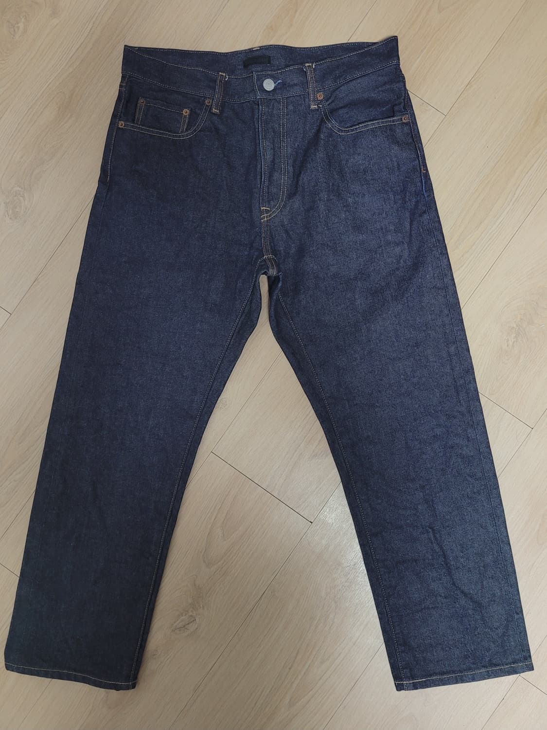 유니클로 셀비지 레귤러핏 진 31 상품이미지1