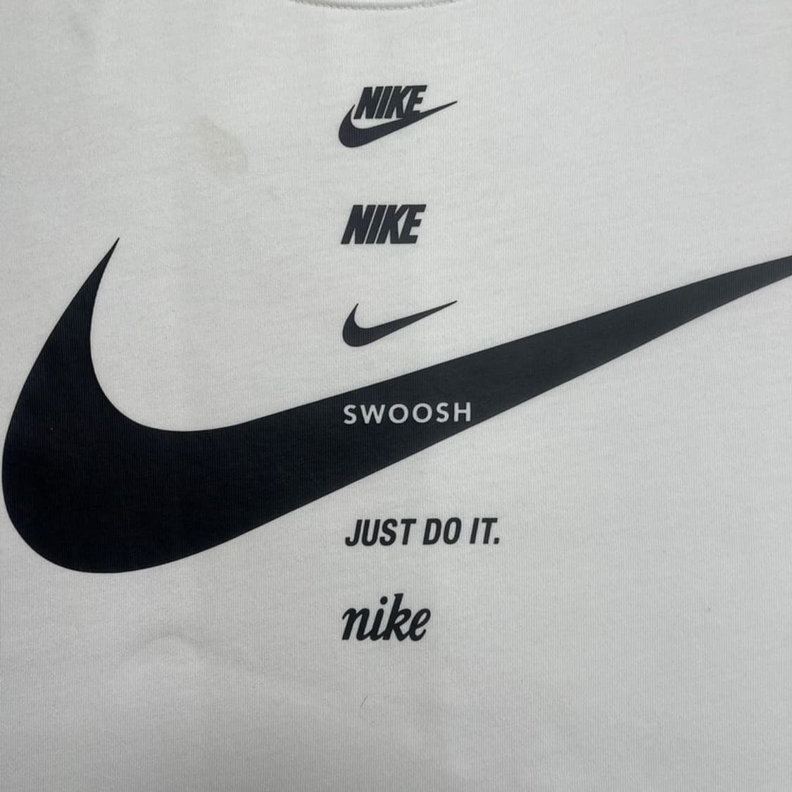 NIKE 스우시 우먼 반팔티 S 상품이미지2