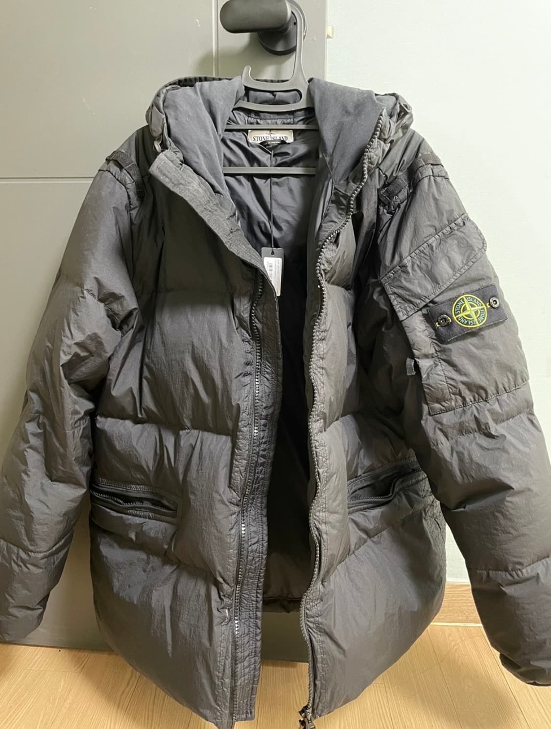 스톤아일랜드 크링클랩스 22FW 상품이미지1