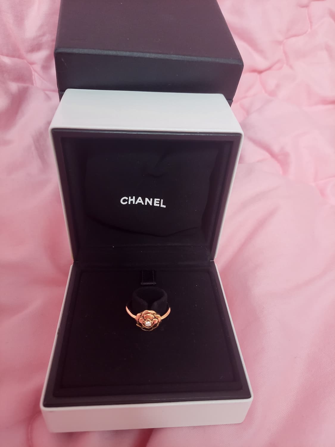 정품)급처상태좋음!샤넬 18K골드, 다이아 엑스트레 드 까멜리아 링 반지 상품이미지2