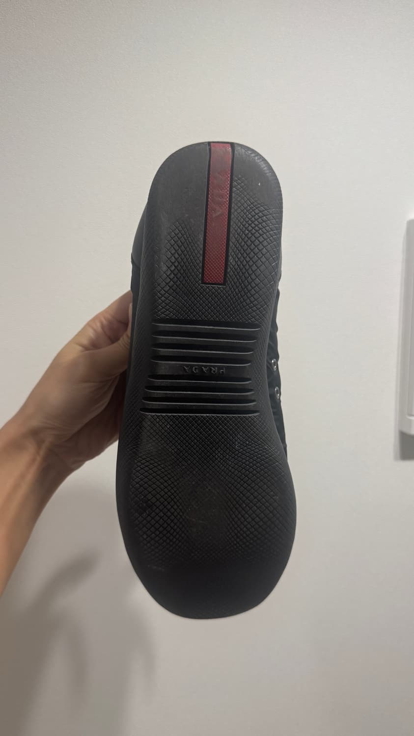 프라다 스니커즈 265 중고 상품이미지5