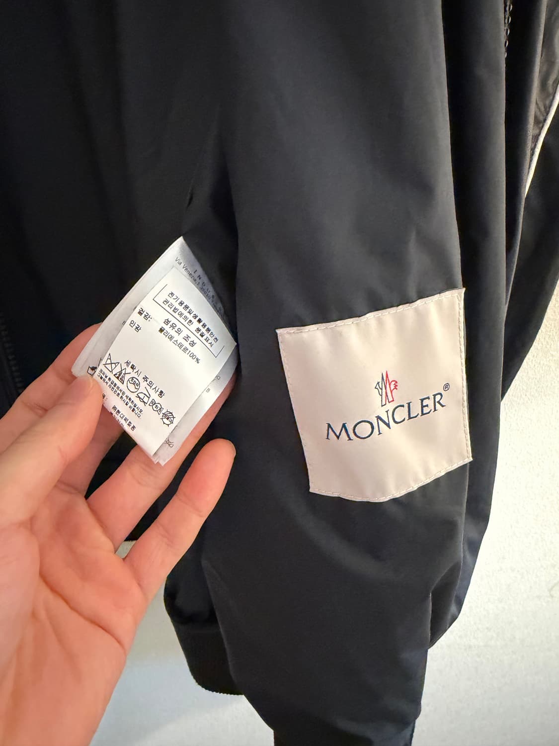 몽클레어 나일론 봄버자켓 105 상품이미지5