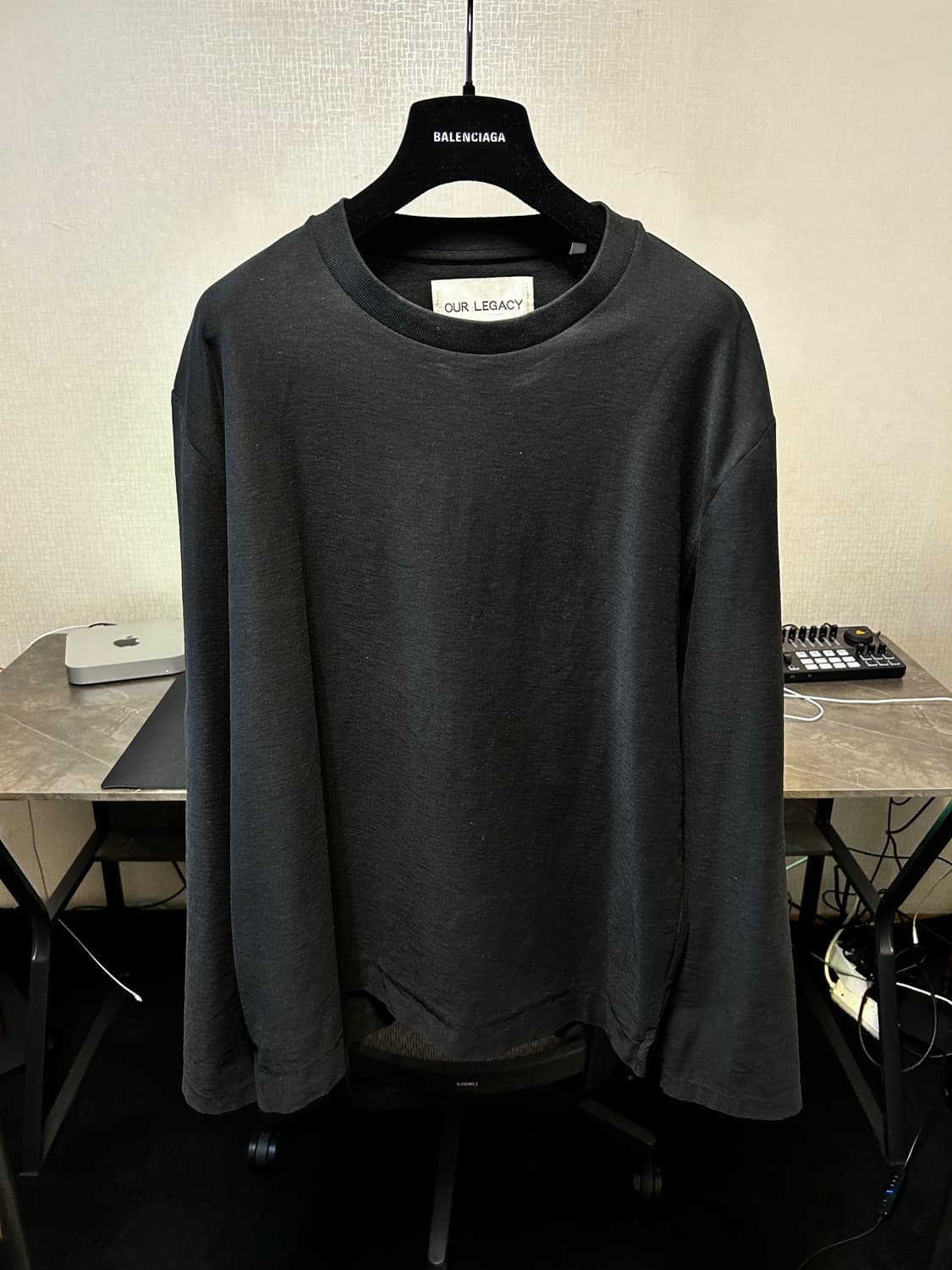 아워레가시 박스 프레이즈 롱슬리브 상품이미지1